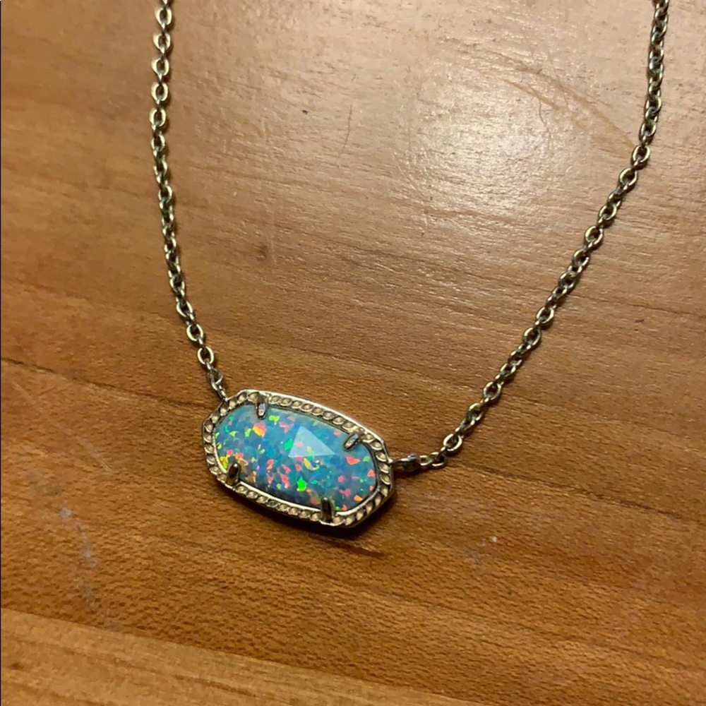 Kendra Scott Necklace